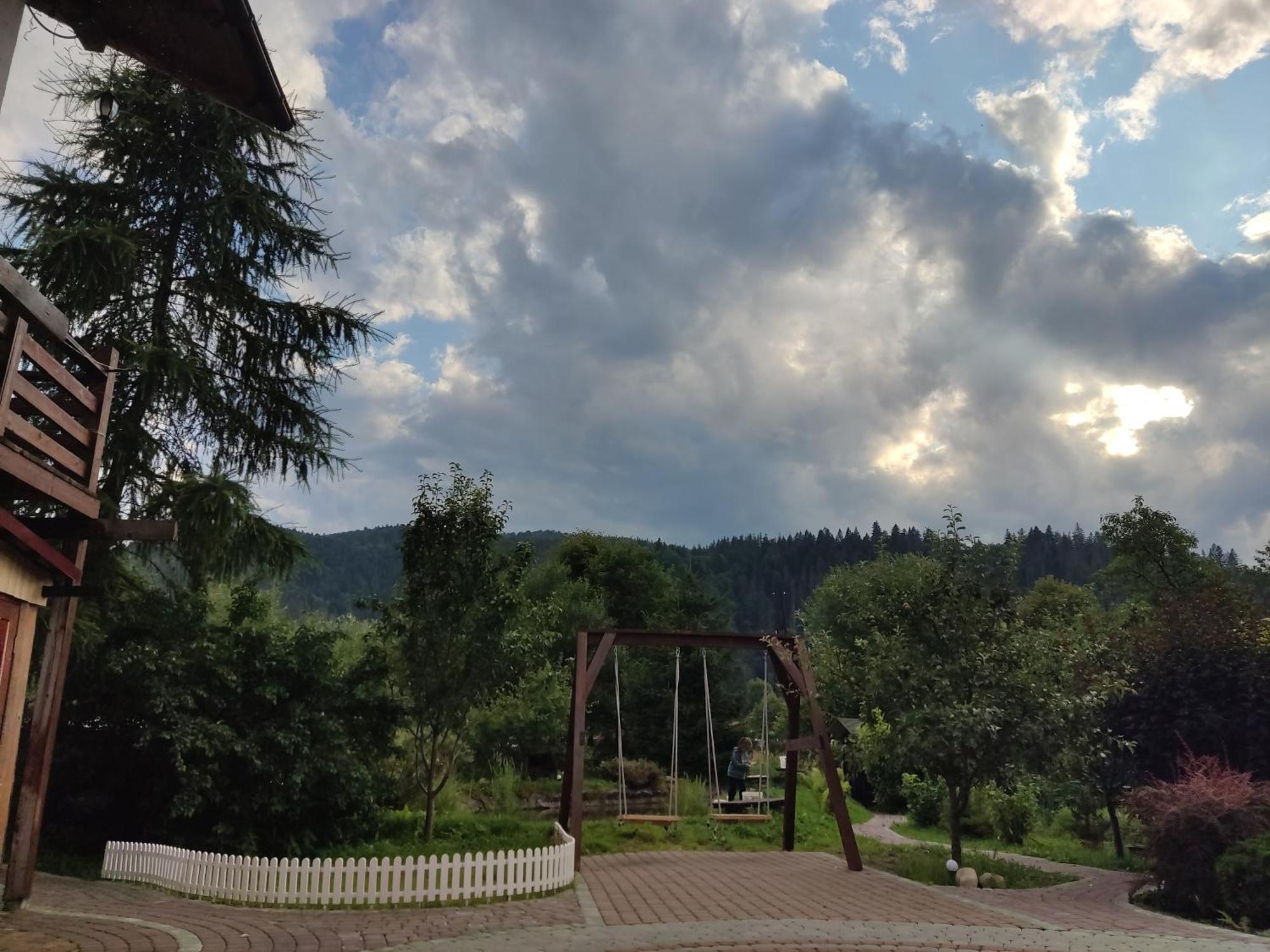 Апартаменти "У Кузьмича" 1 Mykulytschyn Exterior foto